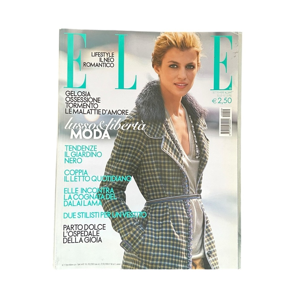 Vintage Y2K Elle Italy Magazine Sept. 2004 Italian Fashion Daniela Urzi Cover